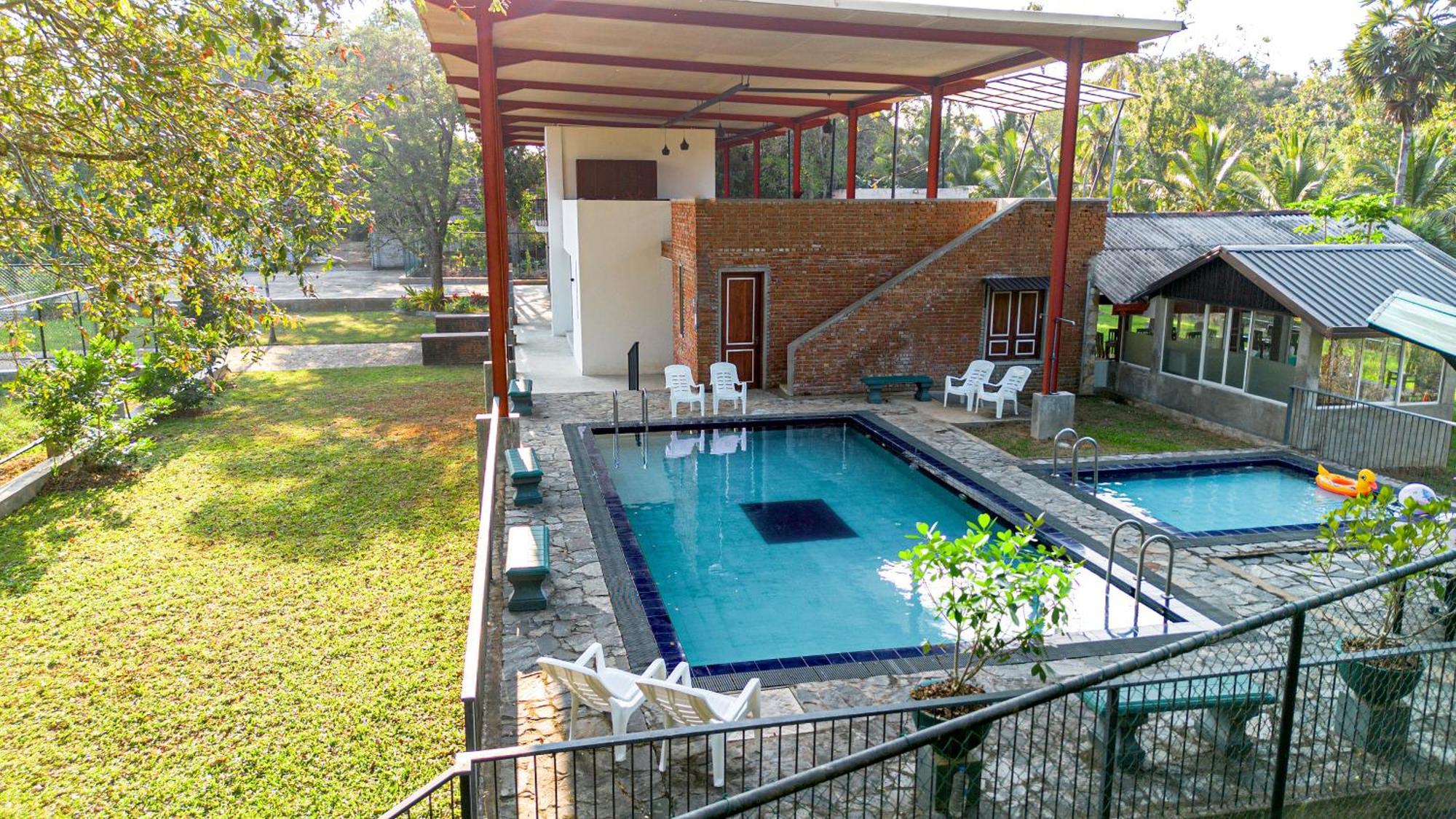 Hungili Farm & Eco Resort Maho Exterior photo